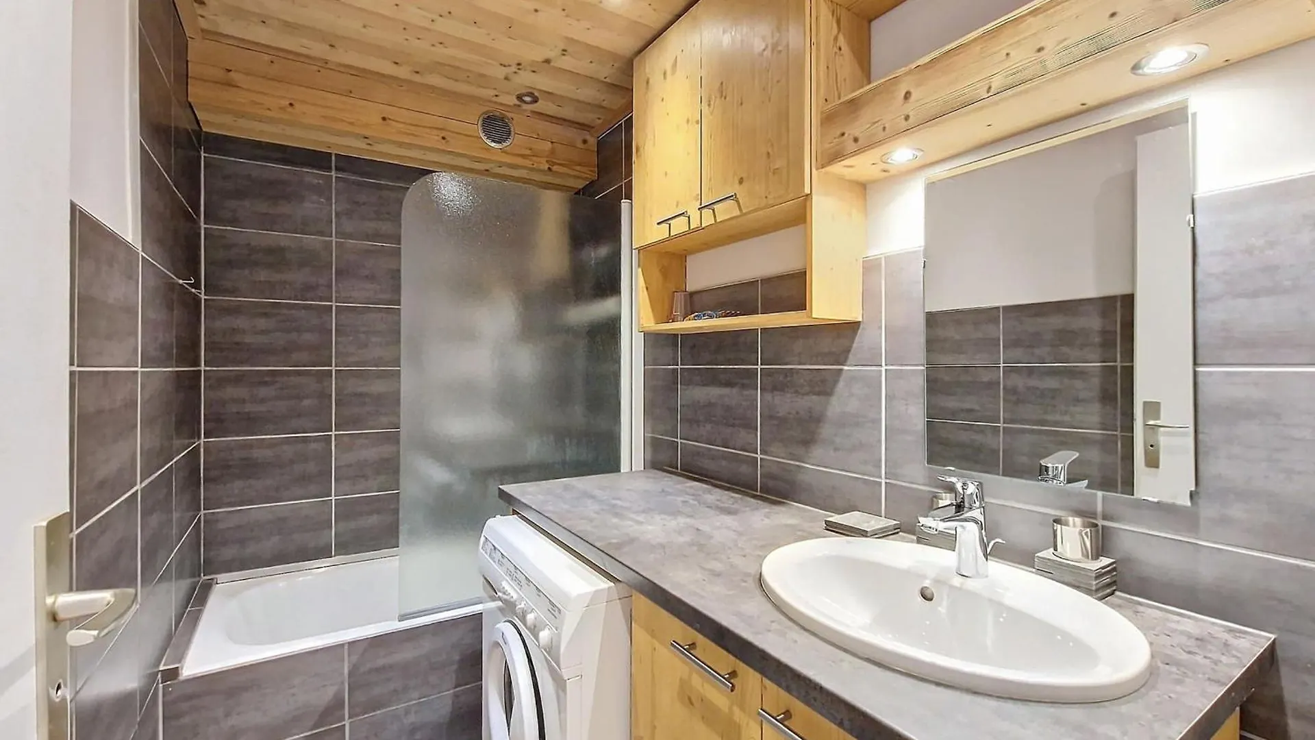La Clusaz - Appartement Cosy 6 Pers, Balcon Et Parking - Fr-1-818-104